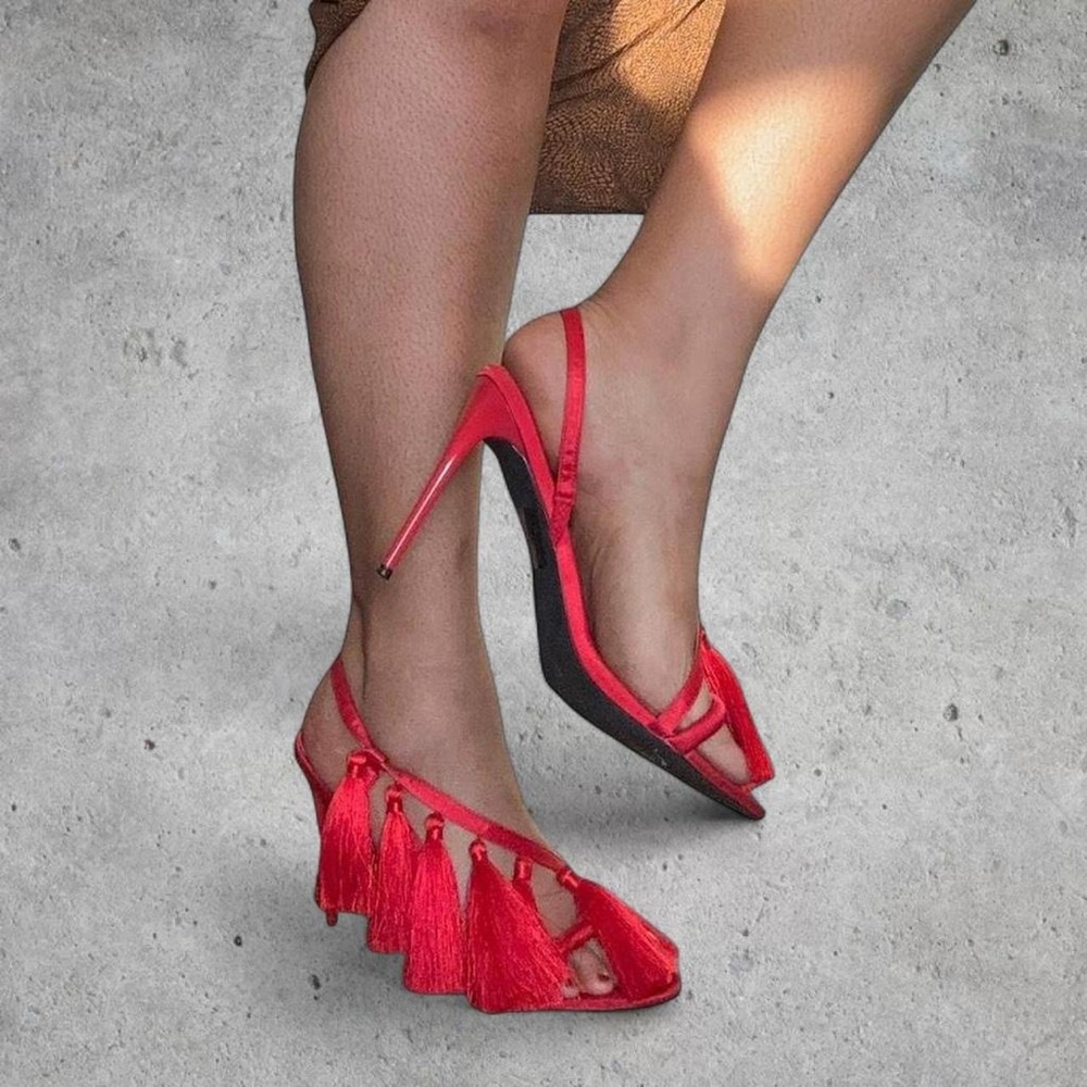 Gorg Rare Red Azalea Wang ‘Carina’ Fringe Tassel Stiletto Slingback Heels- 8.5/9